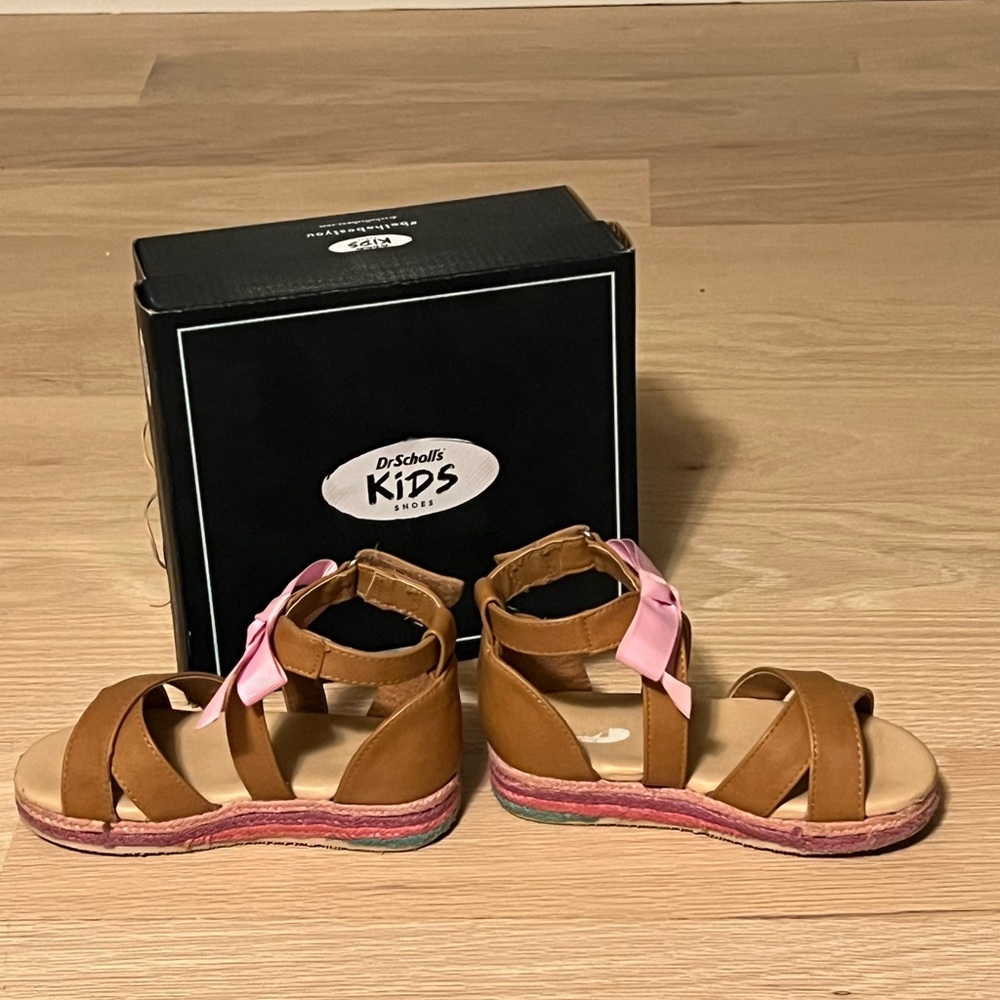Very lightly used sandals